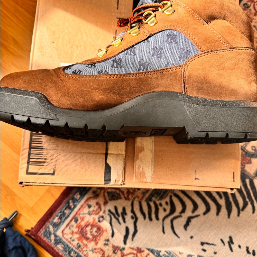 Supreme timberland Brown and blue Men's Boots - Picture 10 of 10
